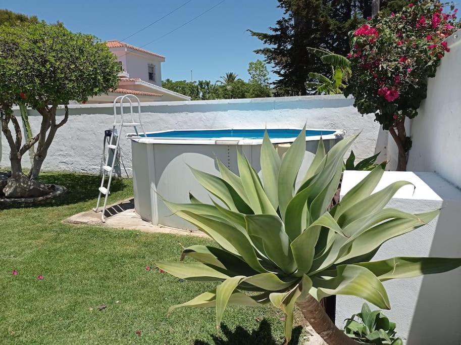 Apartamento Privado Con Jardin, Piscina Elevada Y Bbq Chiclana de la Frontera Exterior photo